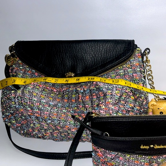 Juicy Couture Multicolored Fold-over Fabric Purse Crossbody
14x9x4 - Picture 9 of 17